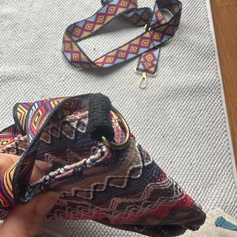 Boho Tassel Jacquard Tote Bag in Pink Multicolor - Picture 6 of 6